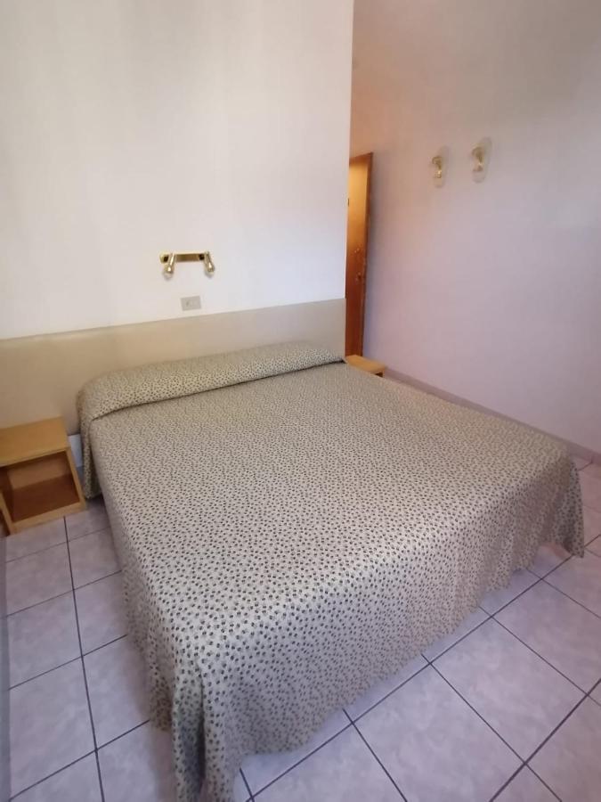 Single Room,1059196933:JPEG